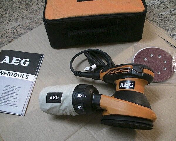 Ексцентрикова шліфувальна машина AEG EX 125 ES