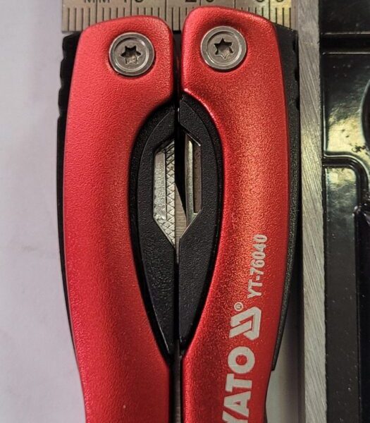 Мультитул YATO YT-76040 (9 в 1)