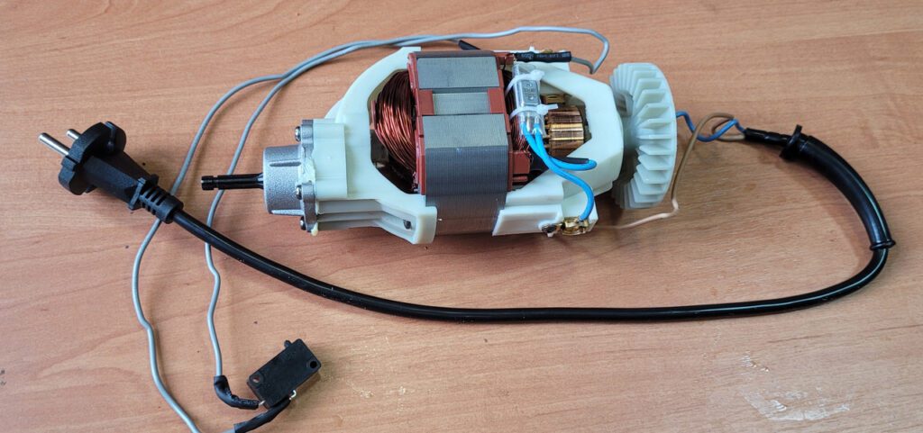 Двигун для тримера електричного SF7A21401-1200 (125s) (в зборі)