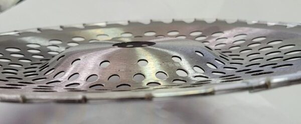 Ніж для бензокоси (вогнутий) 40 зубів із переможними напайками