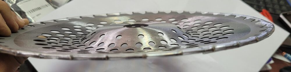Ніж для бензокоси (вогнутий) 40 зубів із переможними напайками
