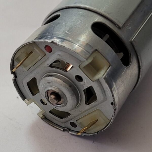 Двигун для акумуляторної техніки DC24-550VC24V (24 В. 14 зубів)