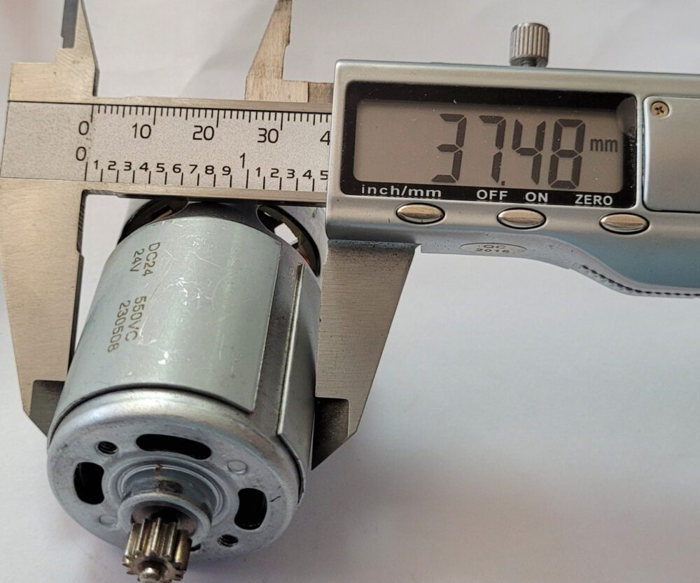 Двигун для акумуляторної техніки DC24-550VC24V (24 В. 14 зубів)