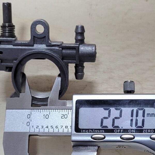 Насос оливний бензопил Vitals 38/40c