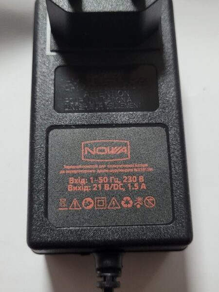 Зарядний пристрій для шурупокрута NOWA WA 1815 bl