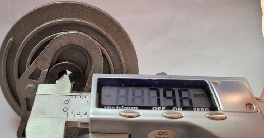 Натягувач ланцюга для електричної пили Sadko ЕСS-2400.