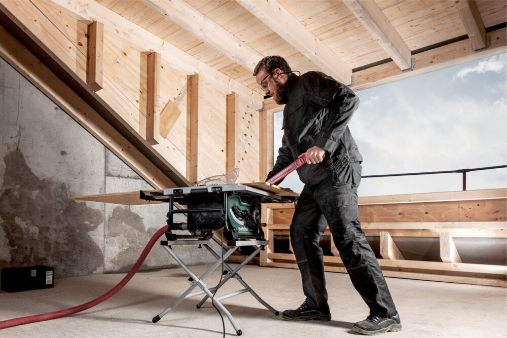 Пила циркулярна Metabo TS 254 M