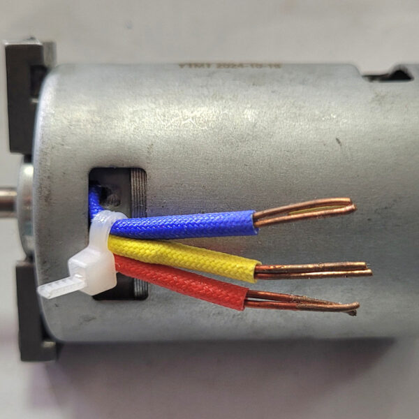 Двигун для акумуляторної ланцюгової мініпили Vitals AKZ 1820n Kit (M40-003 18V YTMT 2024-10-18)