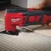 Інструмент багатофунціональний акумуляторний MILWAUKEE, M18 BMT-421C (зарядний пристрій V12-18 C, 1 акумулятор М18 В2 2Аг, 1 аку