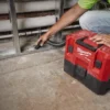 Пилосос акумуляторний MILWAUKEE, M12 FVCL-0, для рідини та сухого сміття (каркас, аксесуари, картонне пакування)