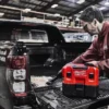 Пилосос акумуляторний MILWAUKEE, M12 FVCL-0, для рідини та сухого сміття (каркас, аксесуари, картонне пакування)