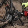 Кабелеріз гідравлічний акумуляторний MILWAUKEE, M18 HCC125-801C (зарядний пристрій M12-18 FC, 1 акумулятор М18 FВ8 8Аг, кейс)